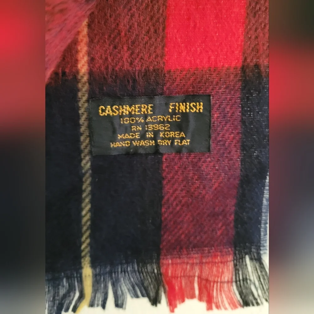 Vtg Cashmere Finish Acrylic Tartan Scarf, Classic Red Plaid.